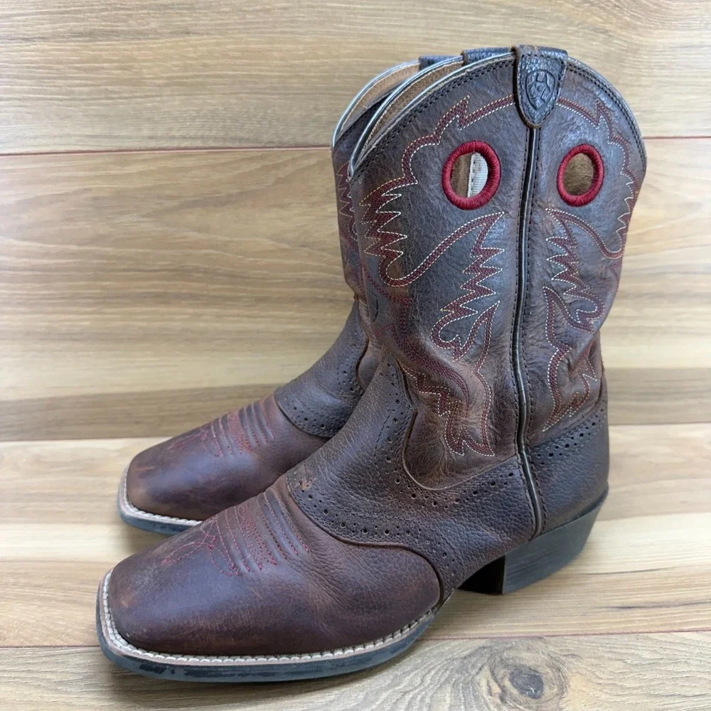 Ariat Heritage Roughstock Kids Youth Size 5.5 Western‎ Boots Square Toe